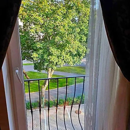Mazoji Apartamentai Hotel *