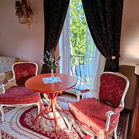 Mazoji Apartamentai Hotel *